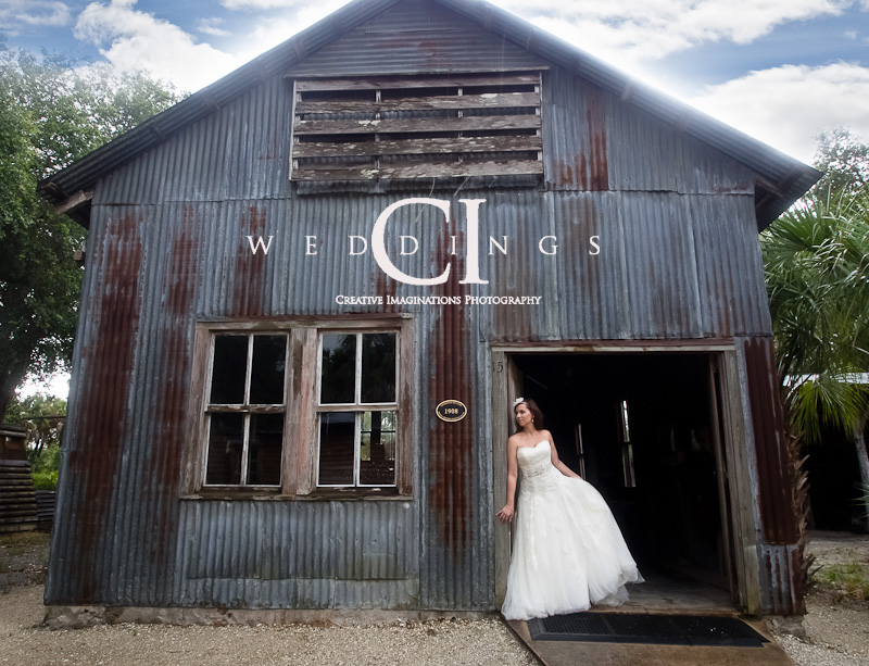 Koreshan State Park - Rock the Dress Koreshan State Park Photosession